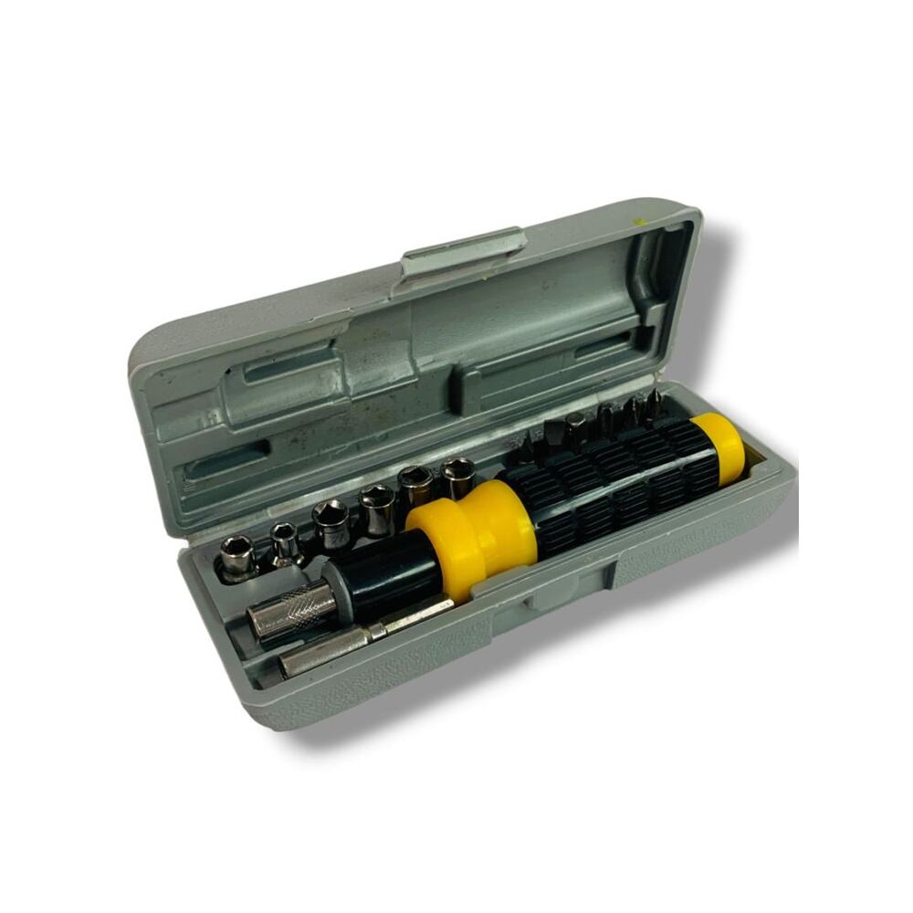 Reversible Ratchet Screwdriver Set 14 Piece Bits and Handle